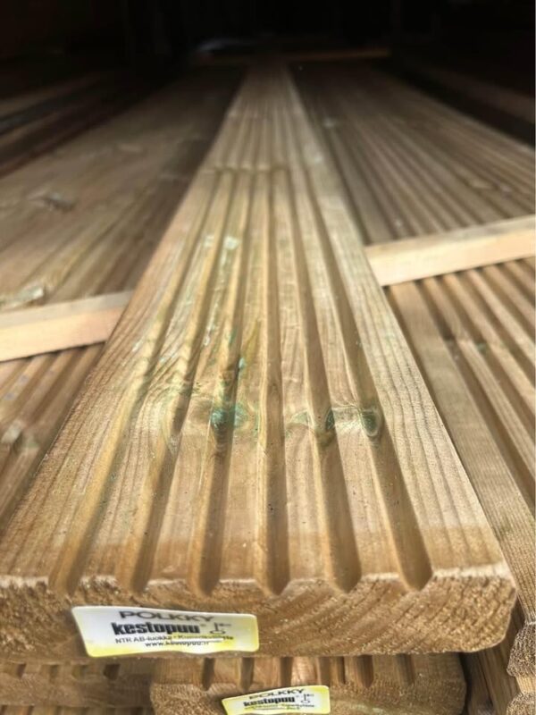 Green Treated Decking Board 120x28mm @£2.50 a m (inc vat) - Image 2